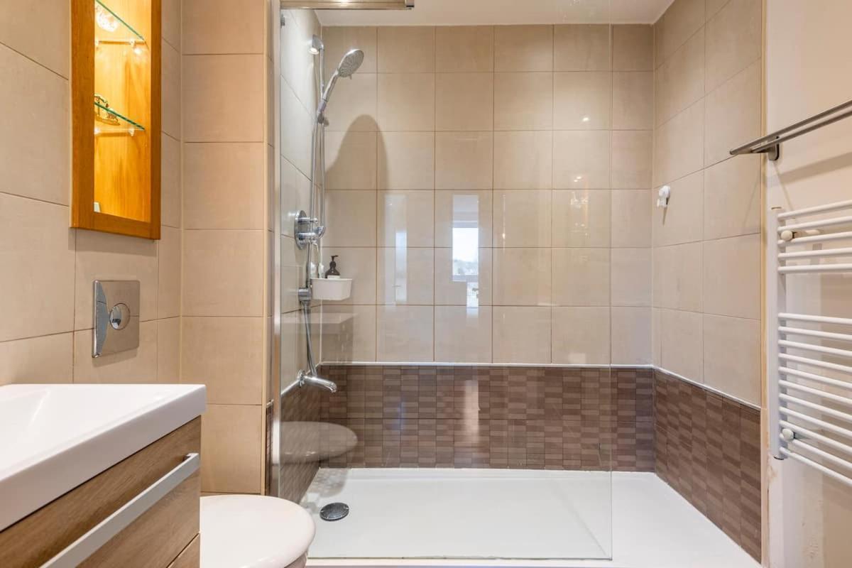 Sheffield City Centre Apartment & Balcony Extérieur photo
